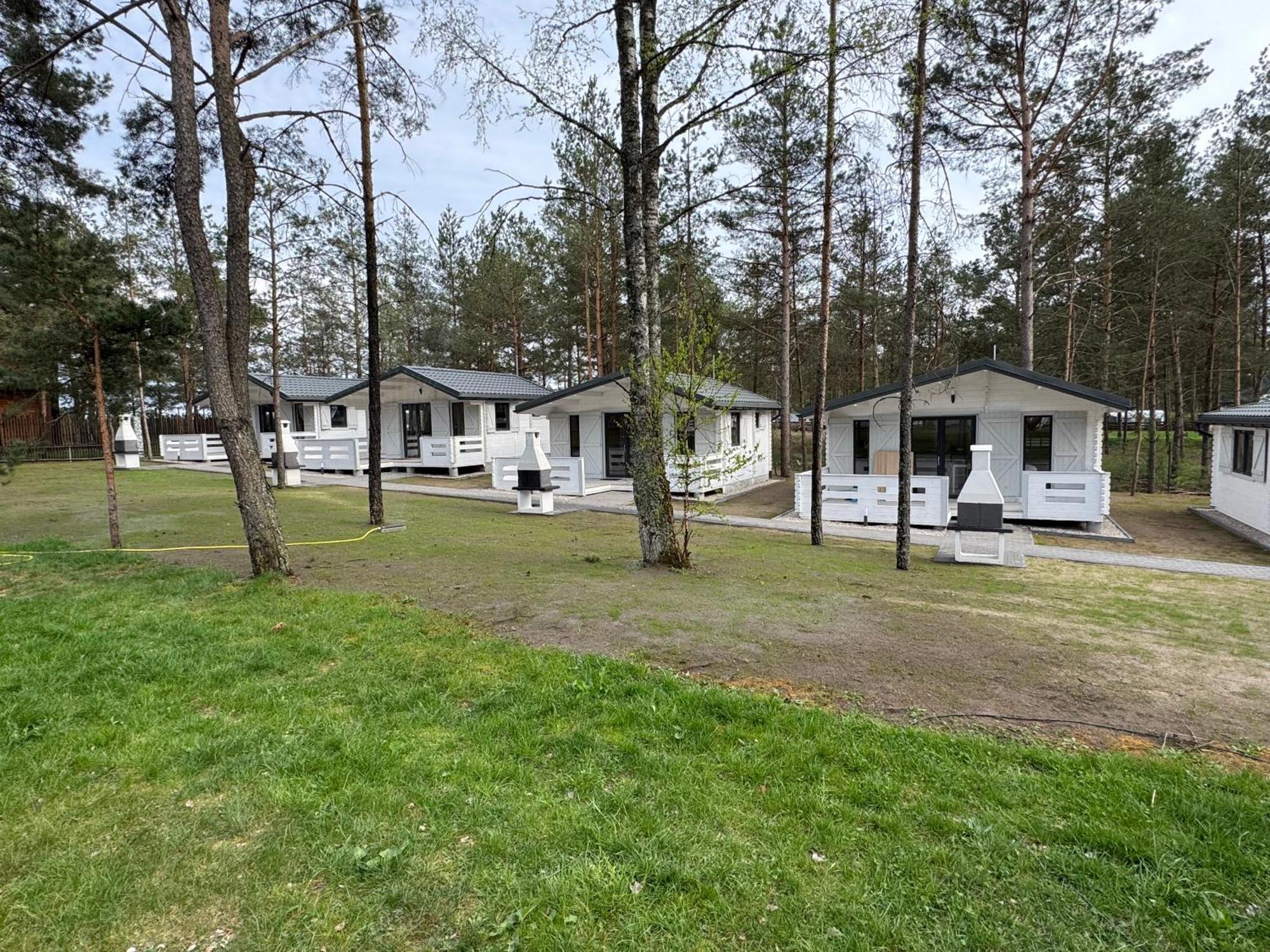Villa Skrawek Nieba Borsk Exterior foto